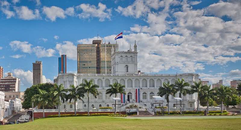 La institución es el primer ente multilateral en emitir títulos de deuda en guaraníes