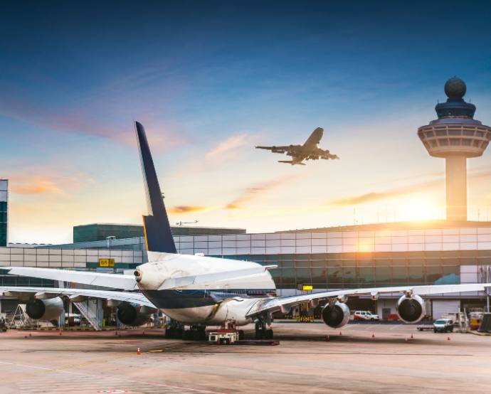 CCR Aeroportos es una división de negocios del Grupo CCR y opera 20 aeropuertos, que manejan alrededor de 40 millones de pasajeros al año./ Canva.