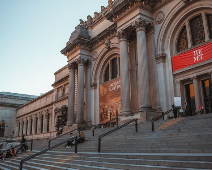 Anna Wintour ha recaudado más de 223,5 millones de dólares para el Instituto del Vestido del Museo Metropolitano de Arte de Nueva York / Foto: Unsplash, Diane Picciottino.