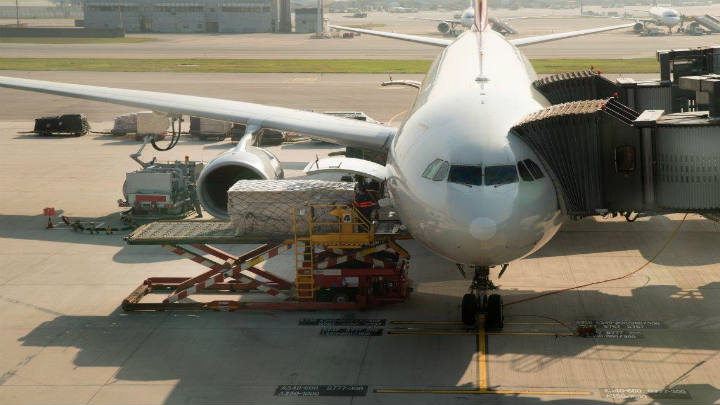 Cargolux reinicia vuelos regulares entre Quito y Luxemburgo con asesoría de FERRERE