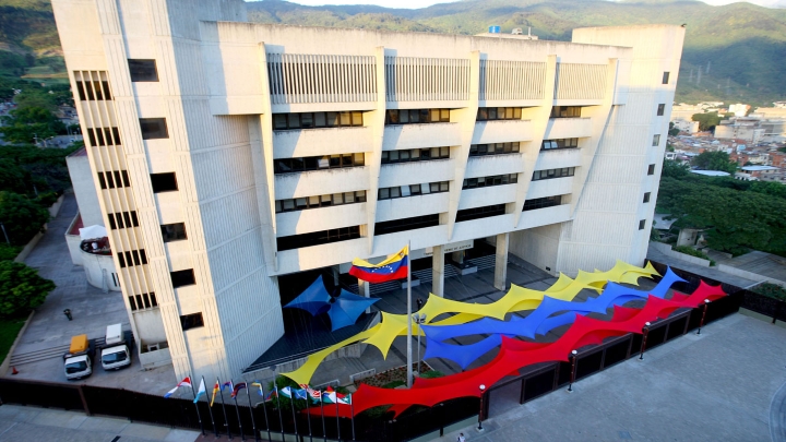 Sentencia del máximo tribunal restringe funciones del Parlamento venezolano