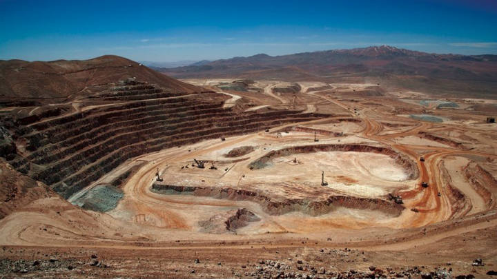 Minera Escondida recibe crédito de agencia canadiense por USD 300 millones