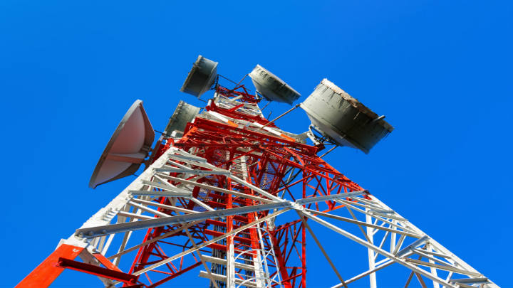 Tigo El Salvador acuerda vender 800 torres de comunicaciones a filial de SBA