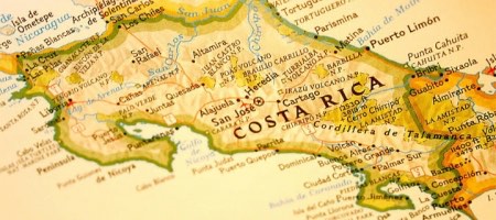 "Decidí hacerme abogada para poder ayudar a las personas, dando asesoría para que las empresas mantengan sus operaciones en Costa Rica" / Bigstock