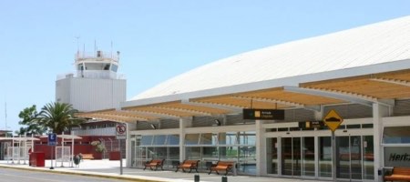 En la terminal aérea se construirán nuevos puentes, estacionamientos y una torre de control / Dirección General de Aeronáutica Civil de Chile - Twitter