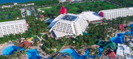 Magaluf opera la cadena Oasis Hotels & Resorts en Cancún / Oasis Hoteles