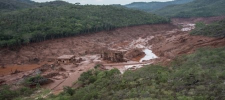 Samarco acordó pagar USD 5.100 millones para limpiar daños causados por el deslave