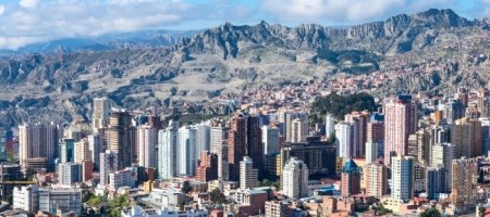 Bolivia trata de enfrentar la burocracia y el “infierno fiscal” con una nueva ley