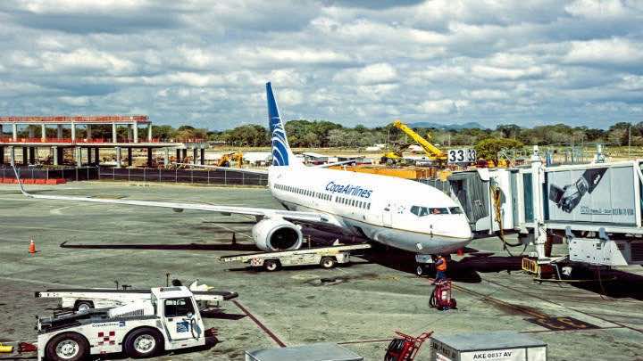 El vuelo incluye una escala en el aeropuerto internacional de Tocumen, en Panamá / Bogstock