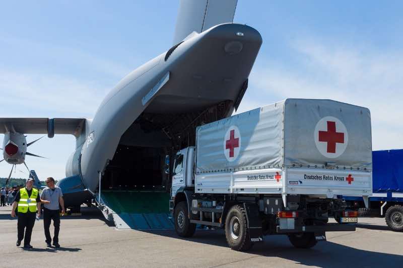 Según Juan Guaidó, la ayuda humanitaria entra mañana a Venezuela / Bigstock