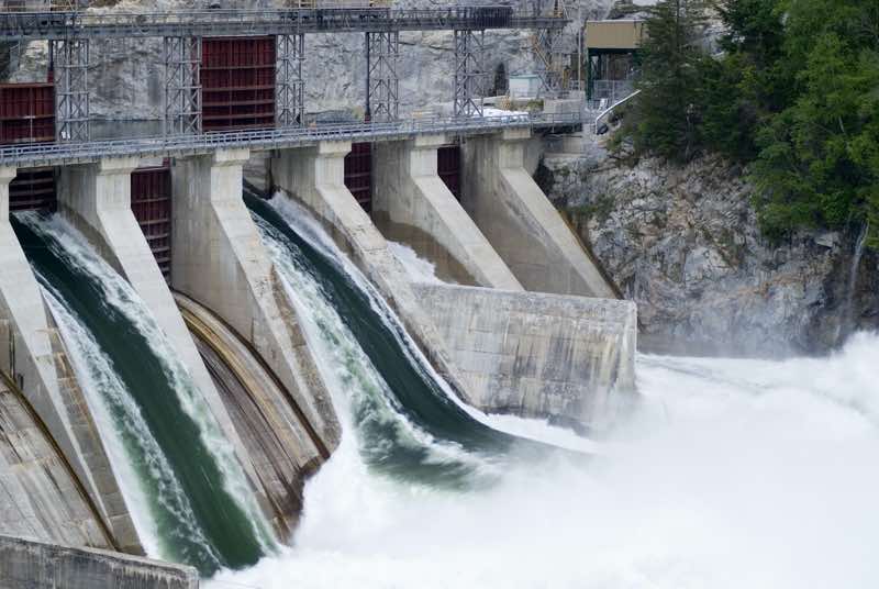 Eletrobras desarrolla la mayor hidroeléctrica de Brasil / Bigstock