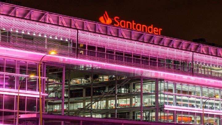 En 2019, Banco Santander integró sus servicios de depósito y custodia con los de Crédit Agrícole / Santander - Facebook