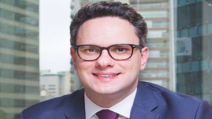 Felipe Moraes es parte de la oficina de Azevedo Sette Advogados en Belo Horizonte 
