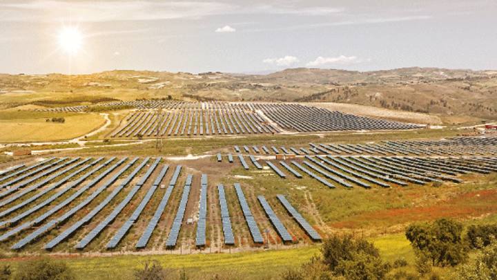 Canadian Solar produce paneles fotovoltaicos y desarrolla plantas de energía solar / Tomado del sitio web de Canadian Solar