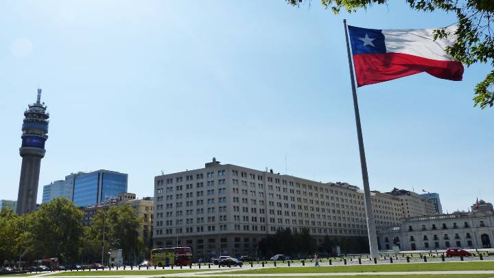 El despacho legal chileno fue fundado en 1974 por Luis Navarro Egaña / Pixabay