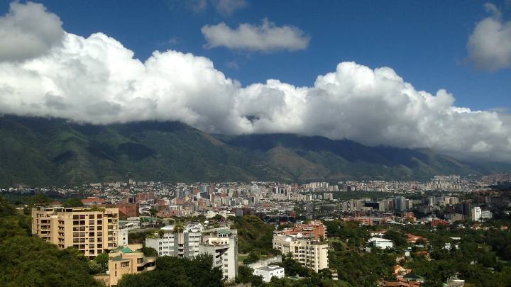 Con esta integración, Dentons amplía la práctica fiscal en Caracas / Pixabay