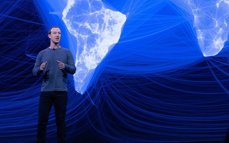 Presionada por múltiples escándalos, la empresa emblema de Mark Zuckerberg se centra ahora en la realidad virtual. / Anthony Quintano.