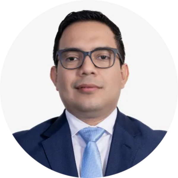 Carlos Pineda - Consortium Legal