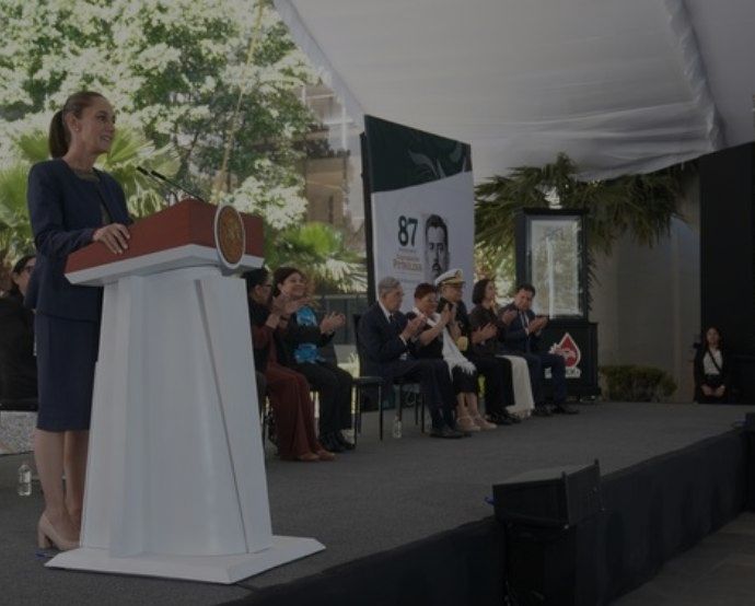 El 18 de marzo, Claudia Scheinbaum, presidenta de México, firmó el decreto de expedición de las leyes secundarias en materia energética./ Tomada del sitio web del Gobierno de México.