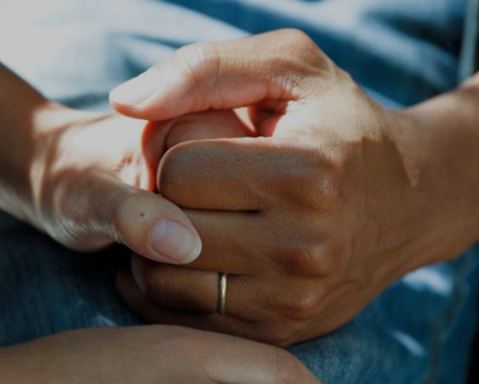 El derecho a una muerte digna está contemplado en la Constitución de Colombia. Foto: Unsplash, National Cancer Institute.