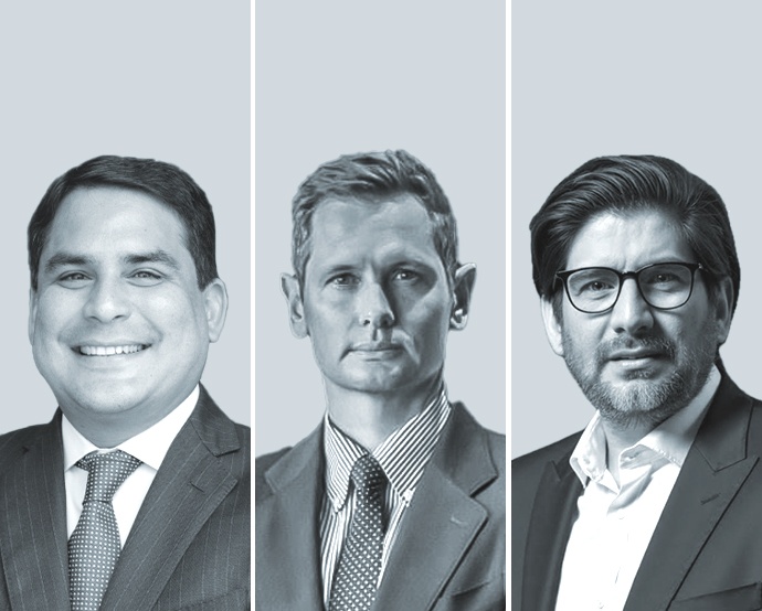 Gerardo Guzmán, Hernández & Cía. (izquierda); Roland Matthei, de Ontier - Chile (centro), y Aldo Cornejo, de la oficina de Ecija en Perú.