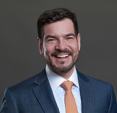 Daniel Flores Consiglieri - DLA Piper Perú