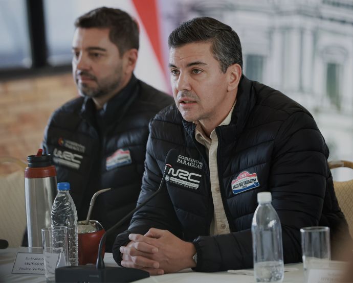 Paraguay no tiene una ley de protección de datos personales / Tomada de la cuenta oficial de X de Santiago Peña.