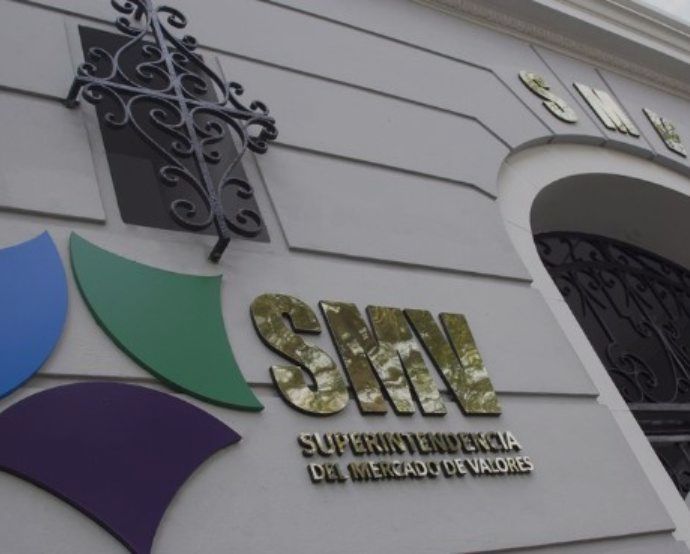 A partir del 1 de enero de 2026, la contribución por servicios de supervisión a pagarse a la Superintendencia del Mercado de Valores sobre el monto inscrito y monto negociado de las empresas que participan en el MAV se reducirá de 40 % a 1 %./ Tomada del sitio web de la institución.