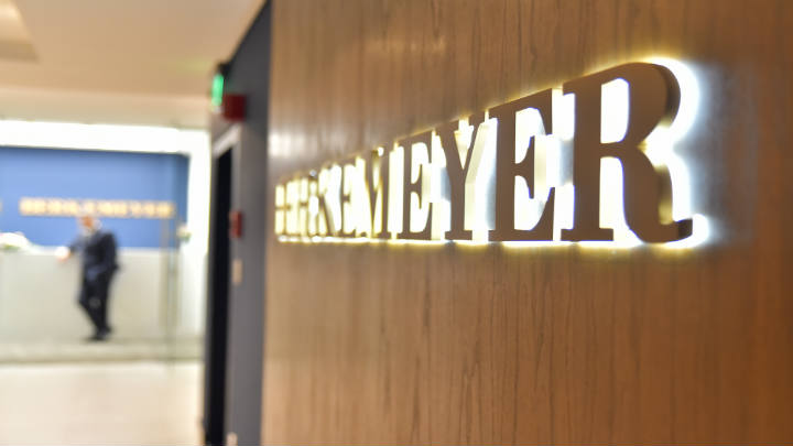 Berkemeyer inaugura oficinas en el World Trade Center de Asunción