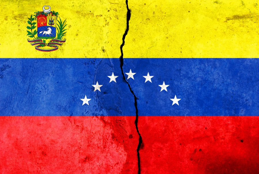 ¿Puede el parlamento venezolano nombrar un nuevo gobierno?
