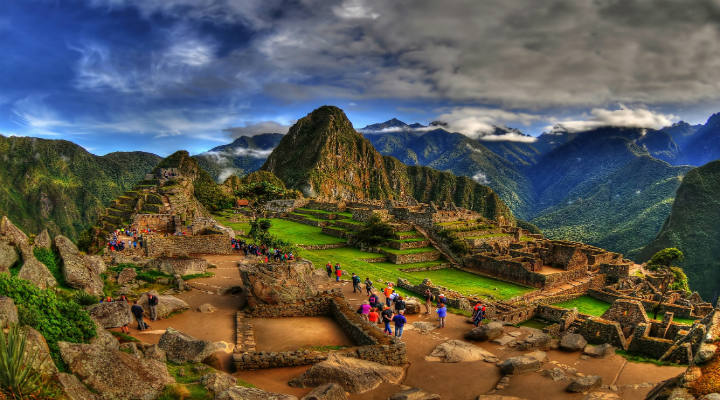 Carlyle Group adquiere participación en Inca Rail