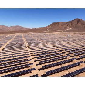 Chile es el segundo país preferido por los inversionistas en energías renovables./ Unsplash - Antonio García.