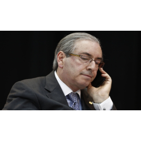 Diputados exigen renuncia de Eduardo Cunha por caso Petrobras