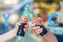 Coca-Cola FEMSA, filial de la empresa, es reconocida como el embotellador de productos Coca-Cola más grande del mundo en volumen de ventas