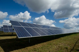 De acuerdo con un informe de BID Invest, Chile lidera la generación de energía solar en la región de América Latina y el Caribe junto a México, Brasil y Argentina / Unsplash - American Public Power Association