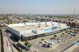 Walmart Chile, que opera bajo la marca Líder, entre otras, es el único inquilino del inmueble con un contrato a 15 años / Tomada de Walmart Chile - Facebook