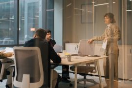 Las multinacionales que llevan a cabo operaciones transfronterizas con partes relacionadas pueden recurrir a los APA. / Canva.