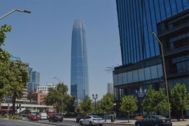 El Banco Central de Chile espera que la inflación cierre en 4,3 % este año, tomando en cuenta que ha evolucionado en línea con lo esperado y que se han moderado los riesgos al alza./ Unsplash - Alisson Rods.