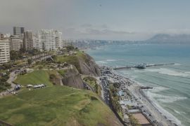 Perú se ubica como el segundo país de la región con las mejores perspectivas para 2025./ Unsplash - Aarom Ore.