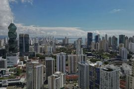 El buen desempeño de la deuda pública panameña fue determinante en el crecimiento de 20 % experimentado por el mercado de valores local en 2024./ Unsplash - Sol Cerrud.