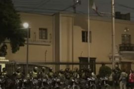 La tensión ha escalado ahora que el presidente interino de Perú, José Jerí, planteó la posibilidad de que la Policía ingrese a la embajada mexicana ubicada en Lima para arrestar a Betssy Chávez./ Foto: TV Perú.