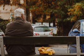 La norma entrará en vigor el 1 de junio de 2027, lo que deja a las empresas apenas doce meses para revisar contratos, políticas internas y procesos de gestión de personas. / Foto: Unsplash - Mykyta Martynenko.