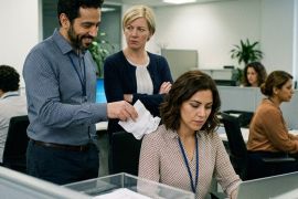 Según cifras de la Dirección del Trabajo, entre agosto de 2024 y diciembre de 2025 se acumularon 66.000 solicitudes bajo la normativa. / Foto: Imagen creada por Gemini.