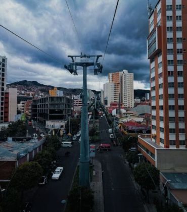 Entre junio de 2024 y el mismo mes de 2025, el valor de las transacciones en Bolivia pasó de 46,5 millones de dólares a USD 430 millones./ Unsplash - Florian Delée.