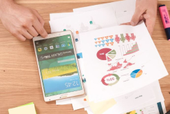 Grupo Suaval se especializa en otorgar financiamientos a pequeñas y medianas empresas (Pymes) y garantías a través de certificados de bonos. / Tomado de Firmbee.com, de Unsplash. 