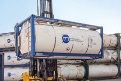 ITT se dedica al sector logístico y de transporte de contenedores tanque para líquidos a granel. / Tomada del sitio web de la empresa.