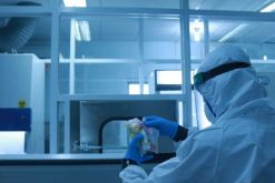 Grupo Ática ofrece servicio de disposición de residuos industriales, sanitarios, minero-energéticos y aceites usados./ Unsplash - Mufid Majnun.