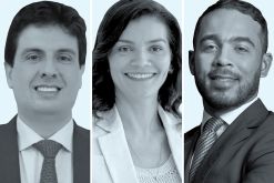 Jaime Moya , de Cuatrecasas (izquierda); Elysangela Rabelo, de Demarest Advogados, y Eddy Ureña, de Melo, Martínez & Contín.