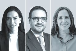 Mariana Vázquez Arroyo, de Rivadeneyra, Treño (izquierda); Carlos Ochoa, de Greenberg Traurig - México; Nicole Recchi Aun, de Demarest Advogados.