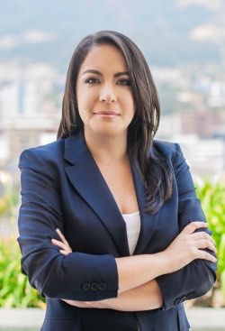 Andrea Moya Andrea Moya